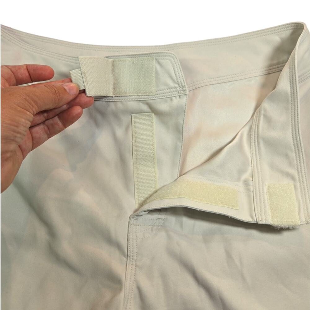 Patagonia Pataloha | Cropped Pants in Taupe|/Beige | Size 12 - Picture 3 of 7